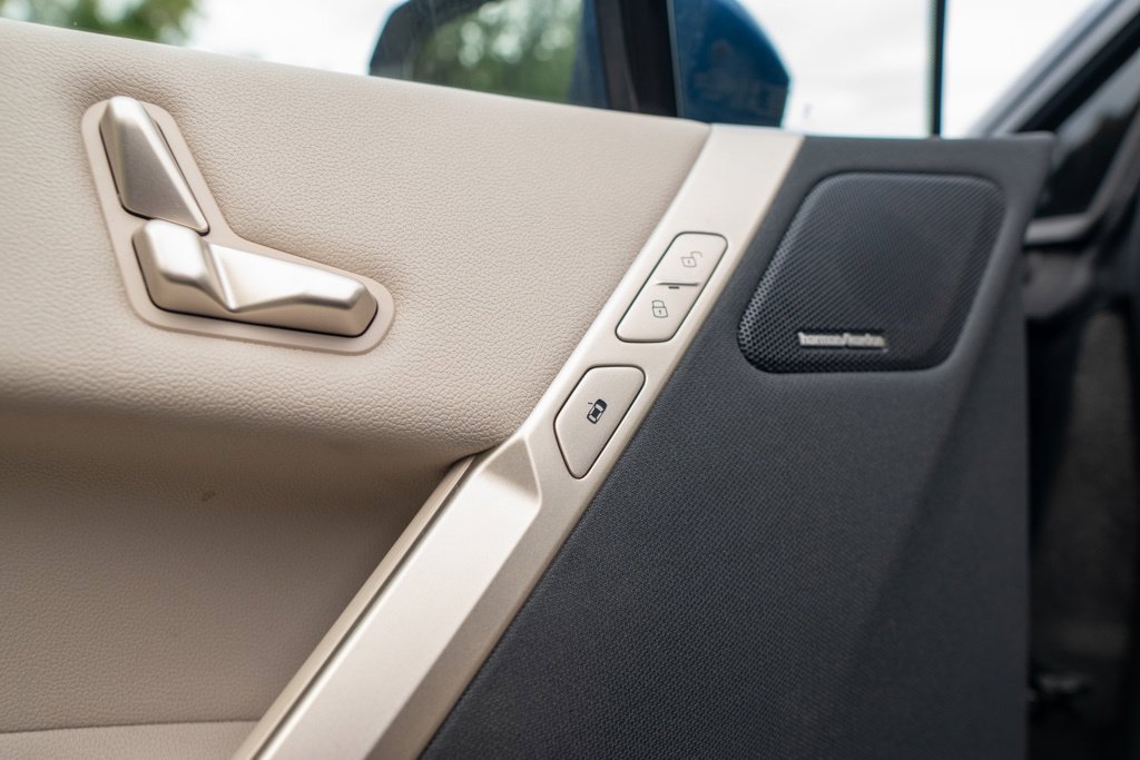 Certified 2024 BMW iX xDrive50 AWD/4WD image 23