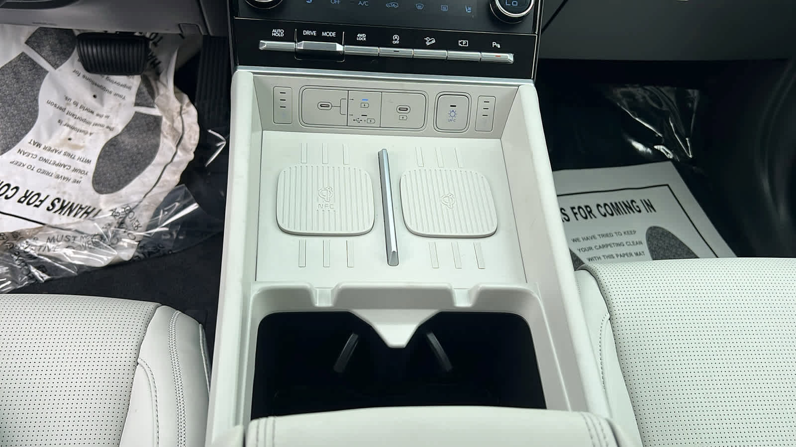 Used 2025 Hyundai Santa Fe Calligraphy image 22