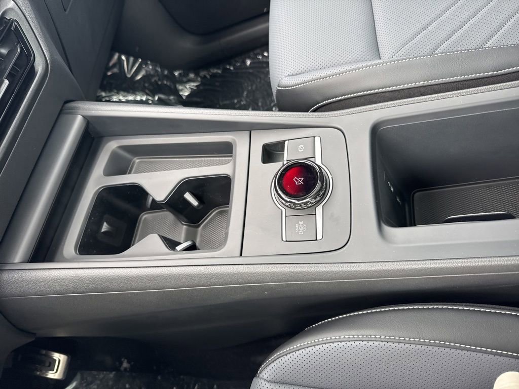 New 2026 Volkswagen Tiguan SE R-Line image 19