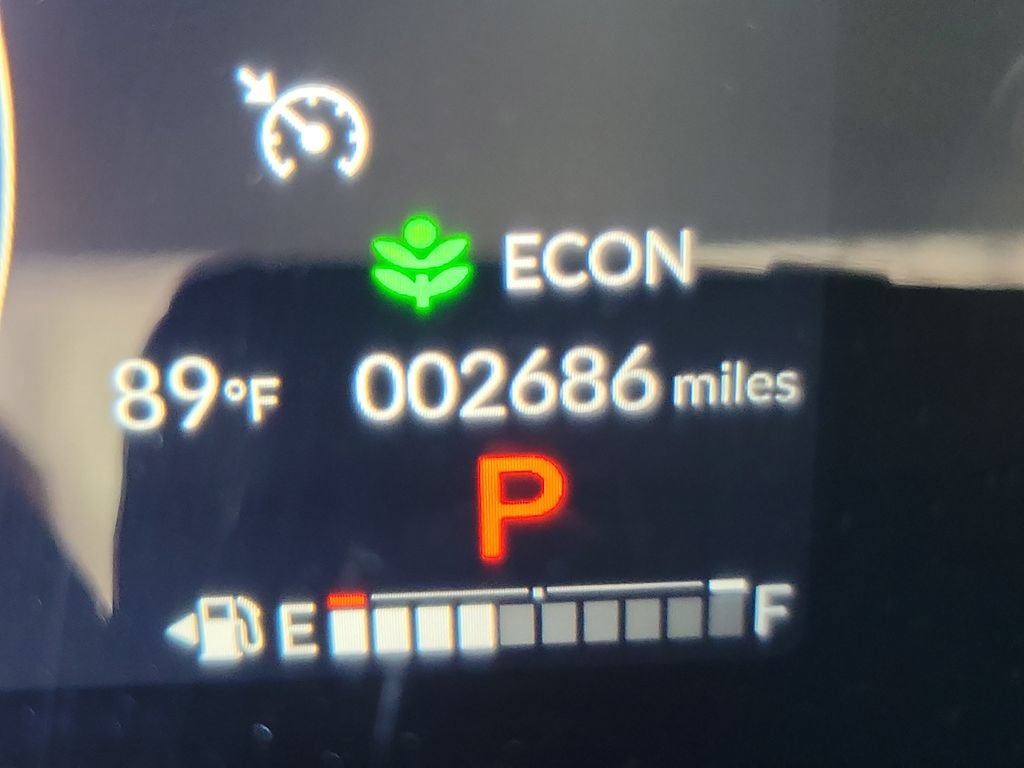 Certified 2027 Honda HR-V LX image 27