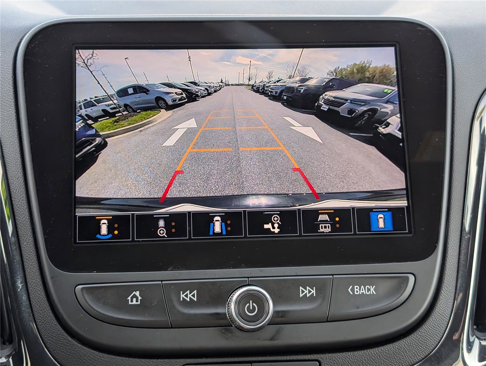 Used 2023 Chevrolet Equinox RS AWD/4WD image 32