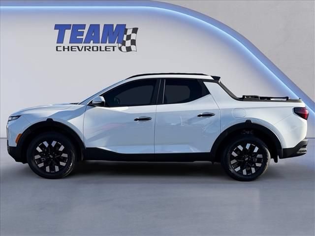Used 2025 Hyundai Santa Cruz SEL AWD/4WD image 2