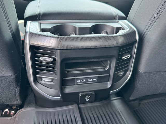 New 2026 RAM 2500 Big Horn AWD/4WD image 31