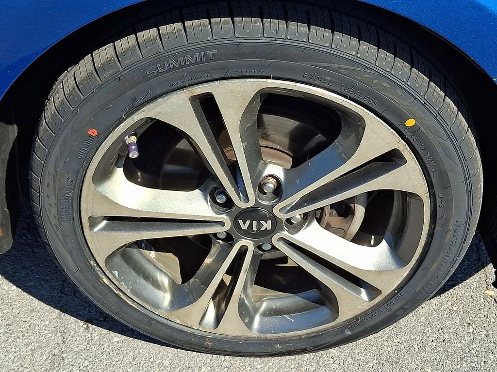 Used 2015 Kia Forte EX w/ Premium Package FWD image 10