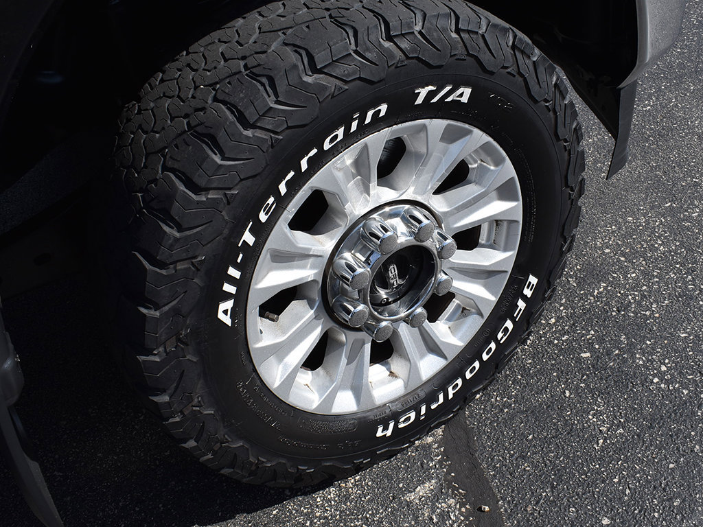 Used 2020 Ford F250 XL w/ STX Appearance Package AWD/4WD image 9
