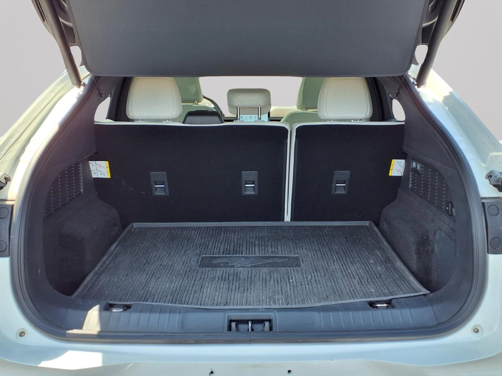 Used 2023 Ford Mustang Mach-E Premium AWD/4WD image 9