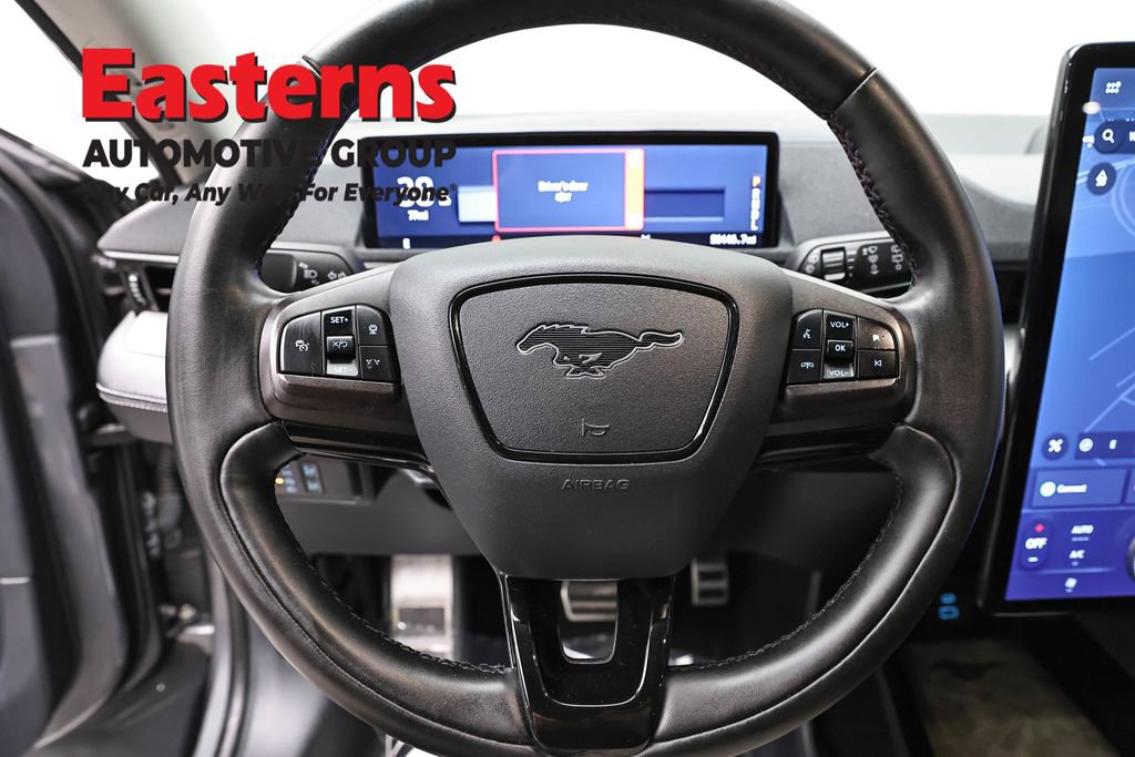 Used 2021 Ford Mustang Mach-E Select image 10