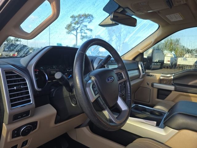 Used 2017 Ford F250 Lariat w/ Lariat Ultimate Package image 11