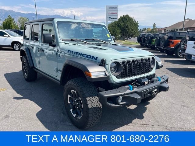 Used 2024 Jeep Wrangler Unlimited Rubicon 4xe w/ Capability Package AWD/4WD image 11