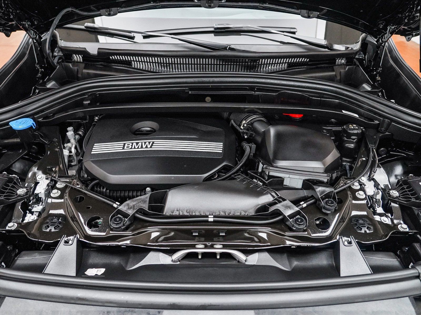 Used 2025 BMW X1 xDrive28i w/ Premium Package image 28