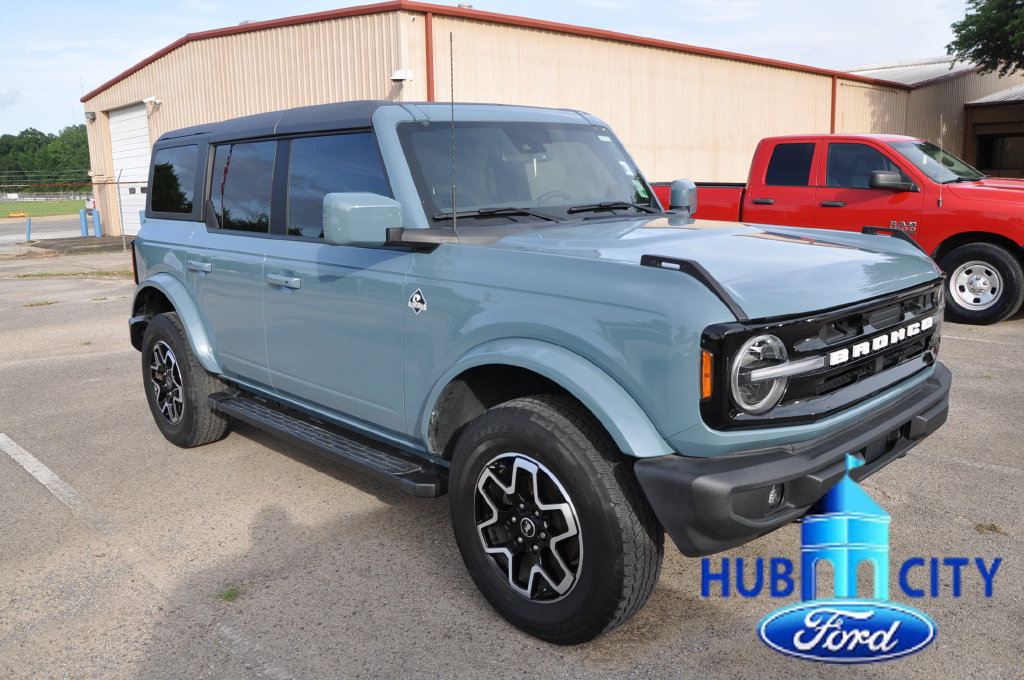 Used 2023 Ford Bronco Outer Banks AWD/4WD image 7