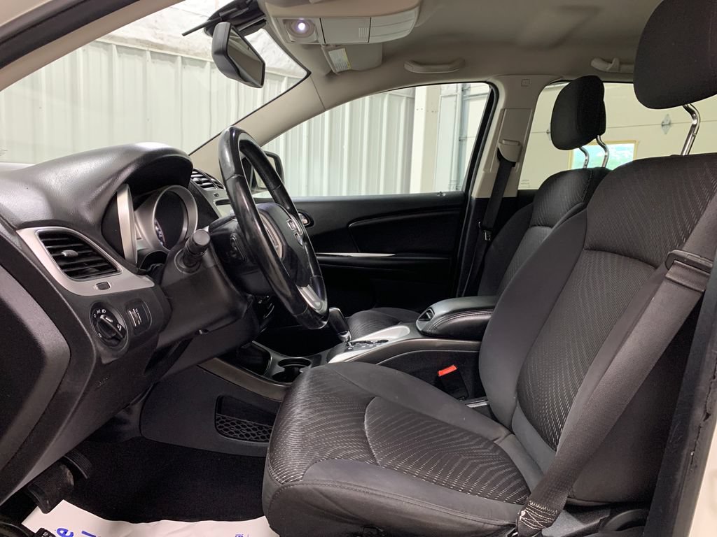 Used 2014 Dodge Journey SXT w/ Quick Order Package 22C FWD image 4