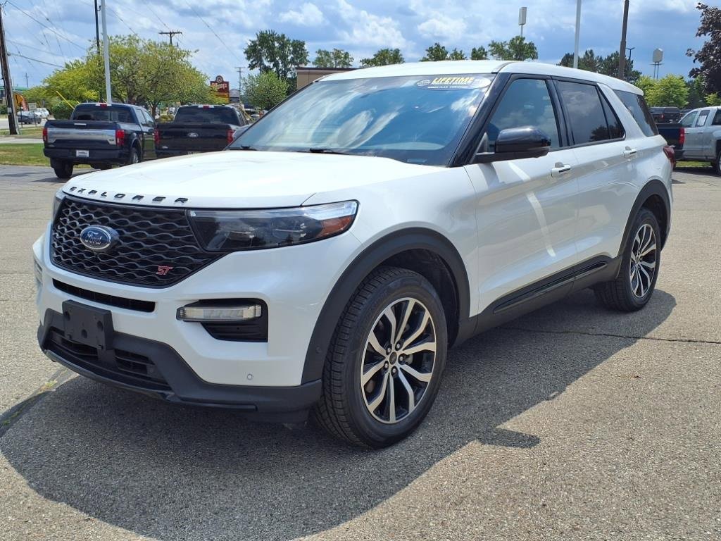 Used 2022 Ford Explorer ST image 3
