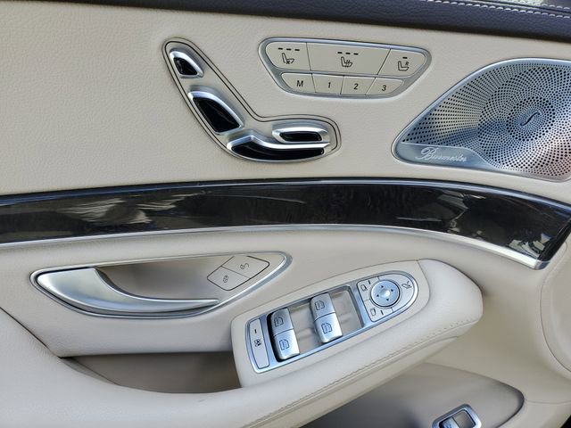 Used 2016 Mercedes-Benz S 550 Sedan image 19