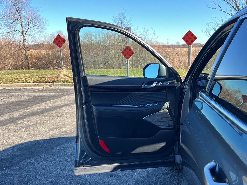 Used 2024 Hyundai Palisade Calligraphy image 11