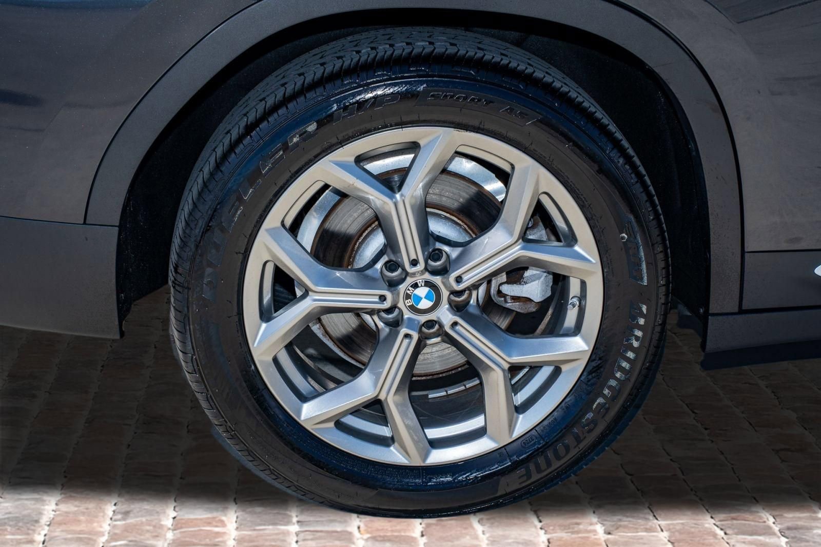 Used 2023 BMW X4 xDrive30i w/ Premium Package image 43