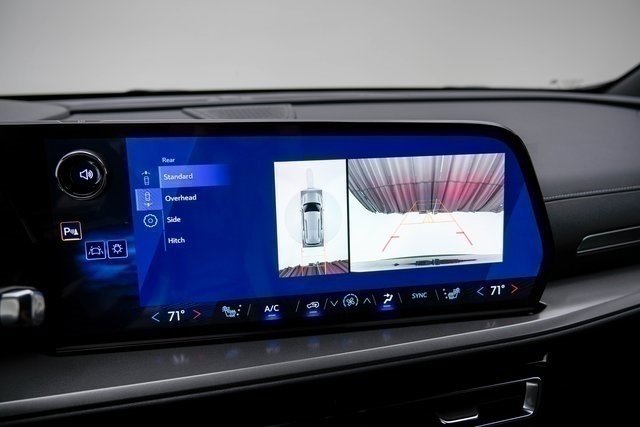 New 2026 Chevrolet Traverse LT w/ Enhanced Driving Package image 30