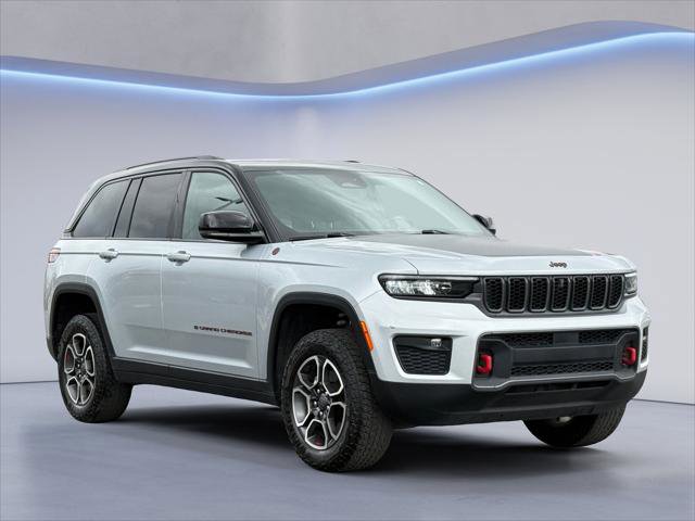 Used 2022 Jeep Grand Cherokee Trailhawk AWD/4WD image 6
