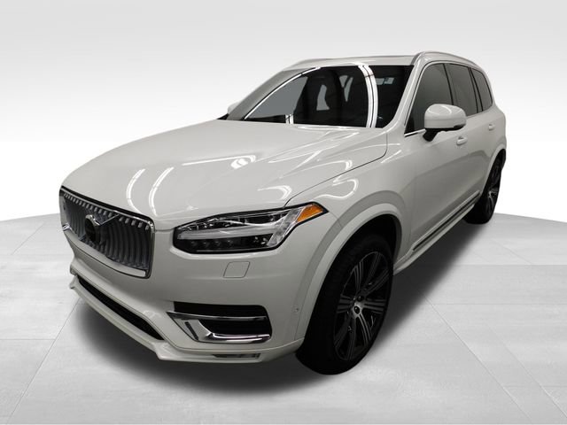 Used 2025 Volvo XC90 B6 Ultra w/ Protection Package Premier image 2