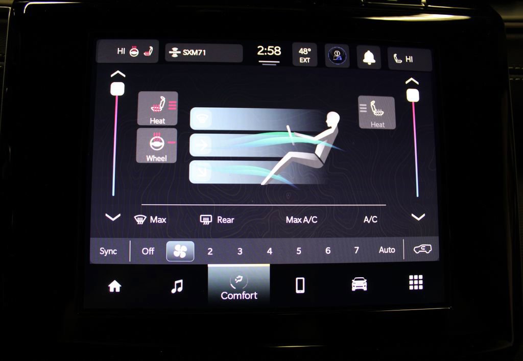 New 2025 Jeep Grand Cherokee Altitude image 16