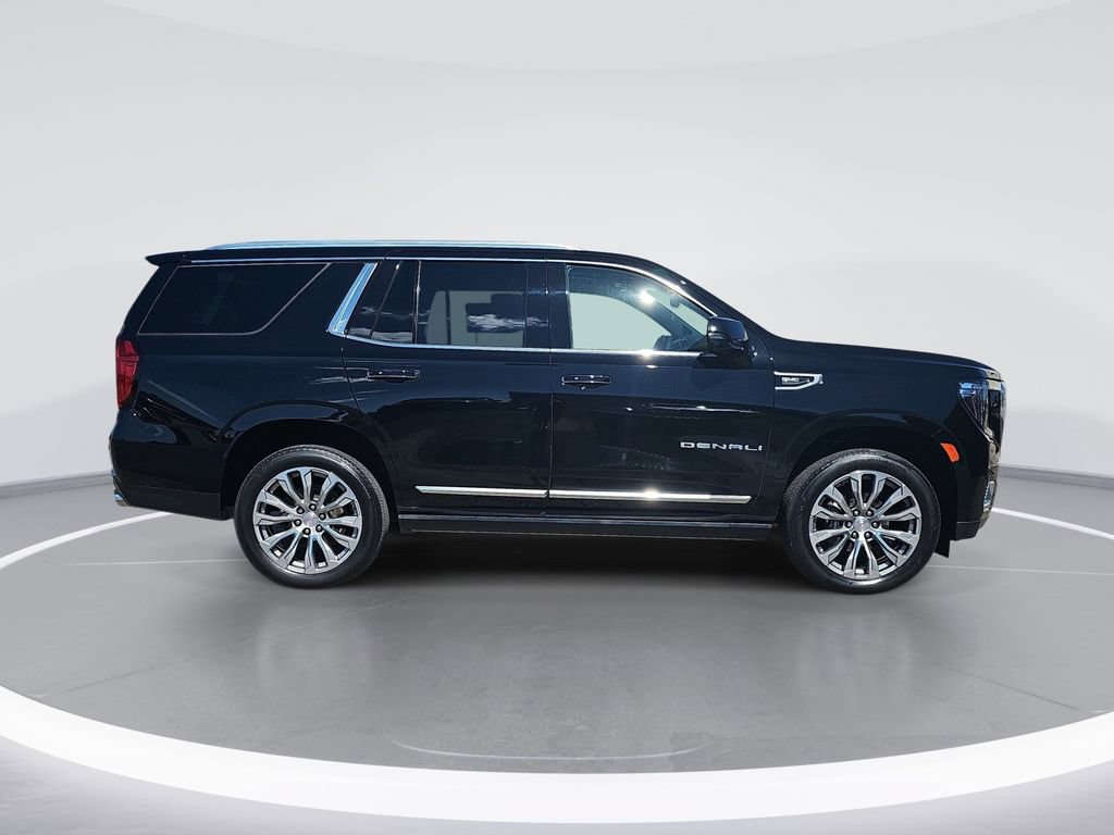Used 2021 GMC Yukon Denali w/ Denali Premium Package AWD/4WD image 2