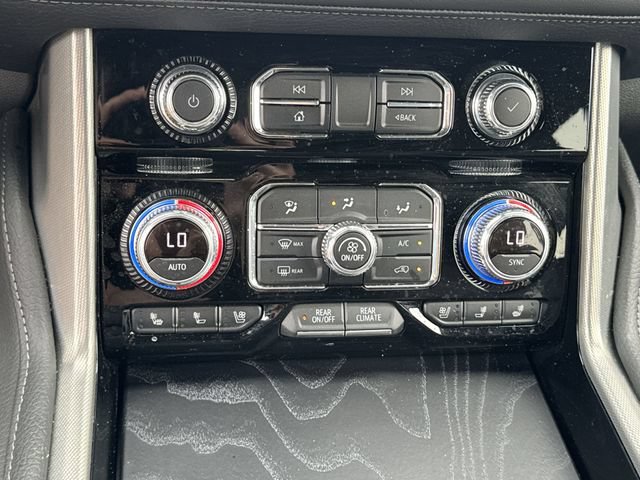 Used 2021 GMC Yukon Denali AWD/4WD image 18