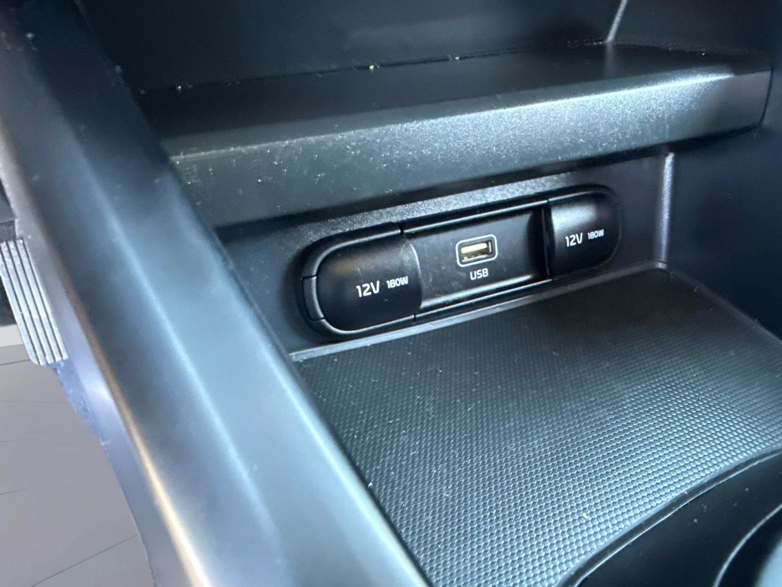 Used 2024 Kia Soul LX w/ Option Group 015 image 25