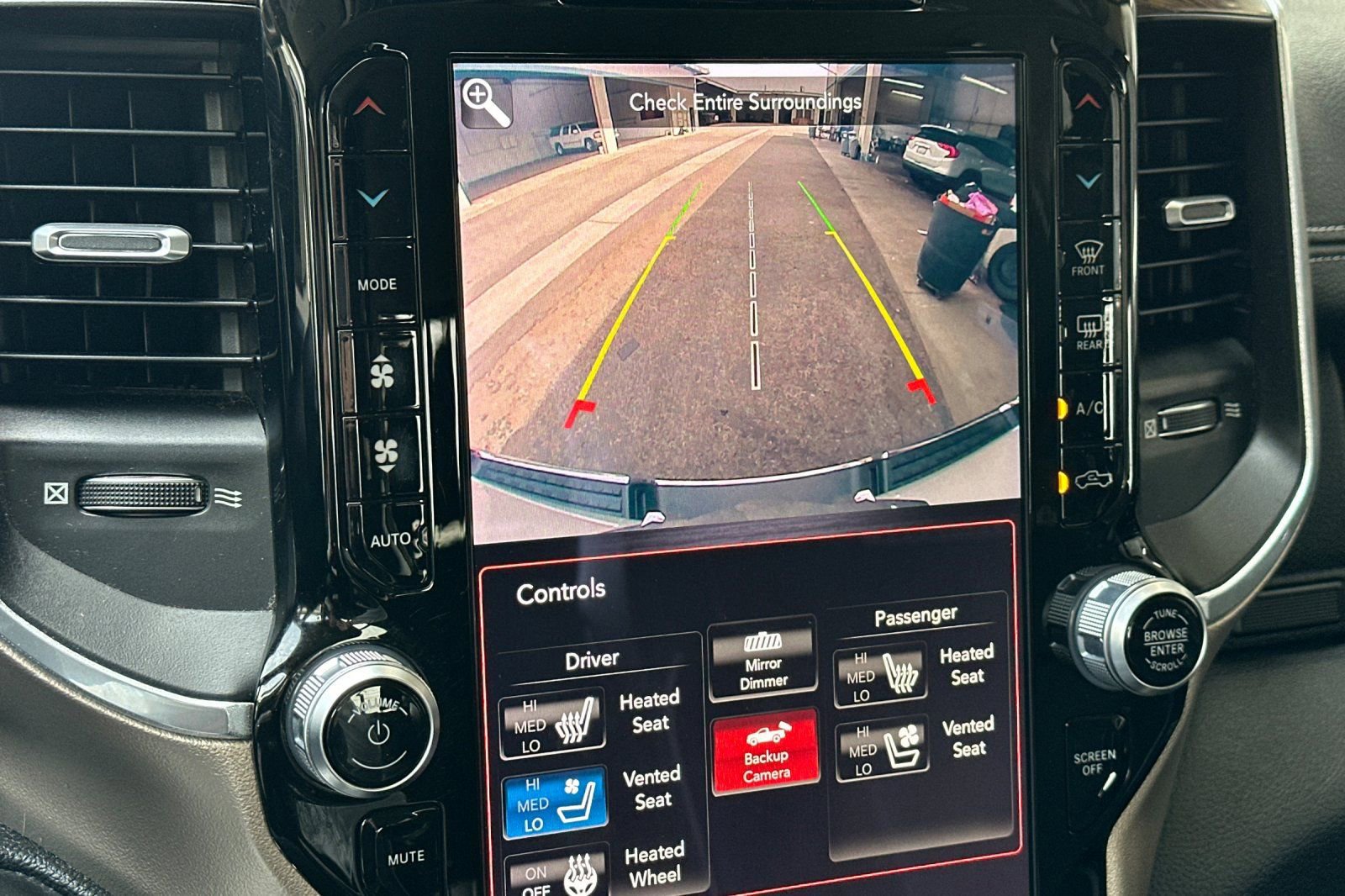 Used 2019 RAM 1500 Laramie RWD image 25