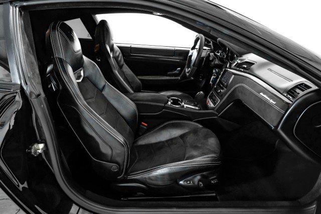 Used 2013 Maserati GranTurismo Sport image 32