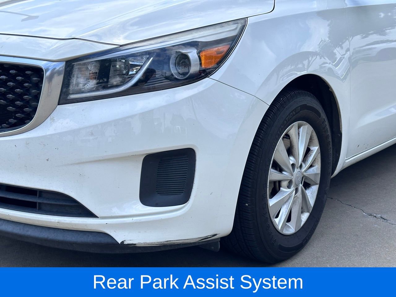 Used 2016 Kia Sedona LX w/ LX Convenience Package image 5