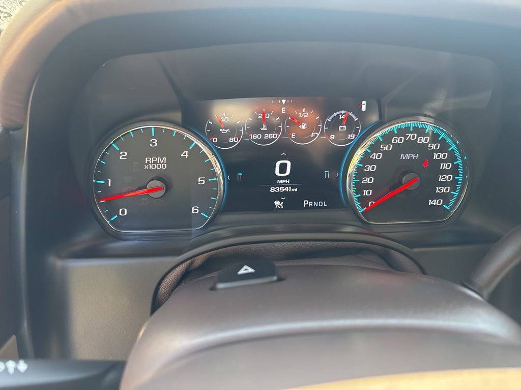 Used 2018 Chevrolet Suburban Premier image 35