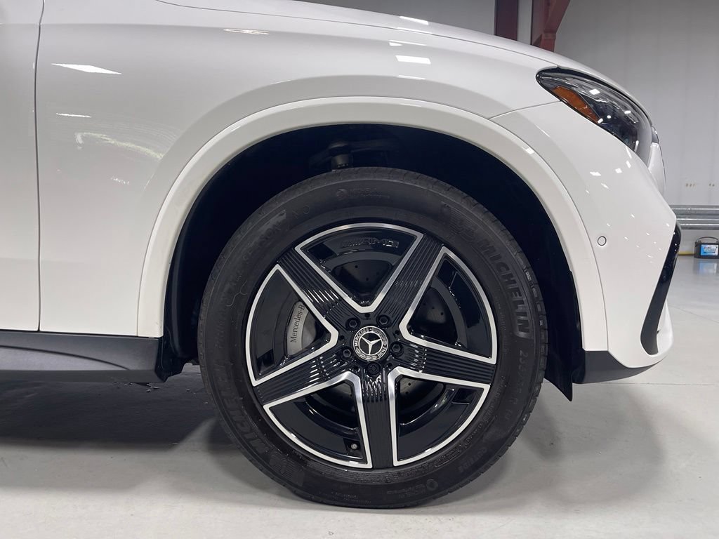 Used 2023 Mercedes-Benz GLC 300 4MATIC image 16