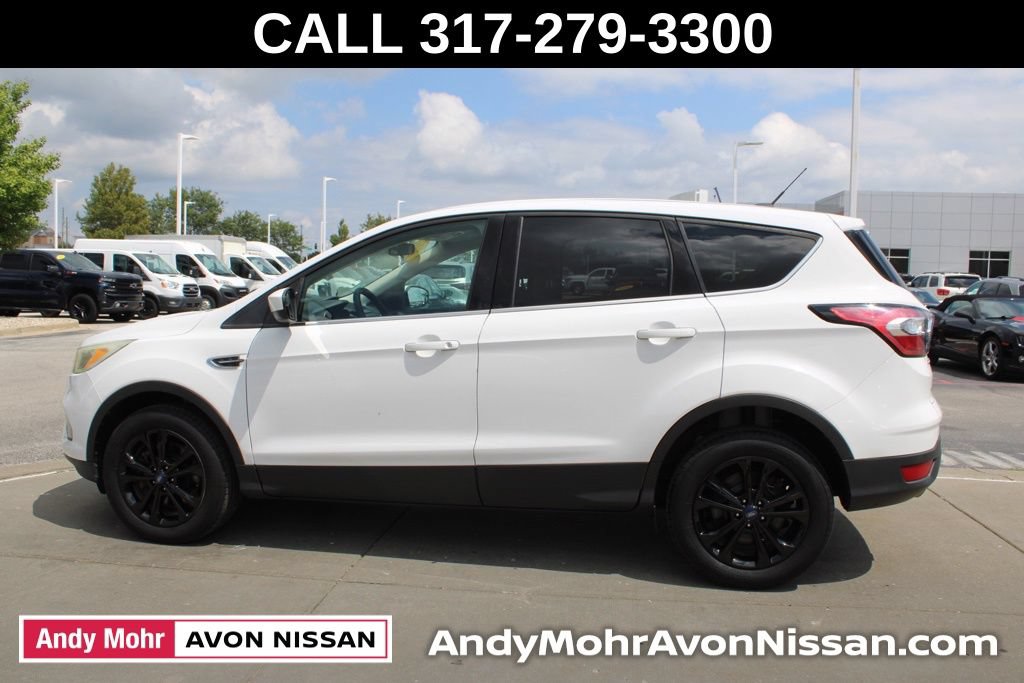 Used 2017 Ford Escape SE AWD/4WD image 4
