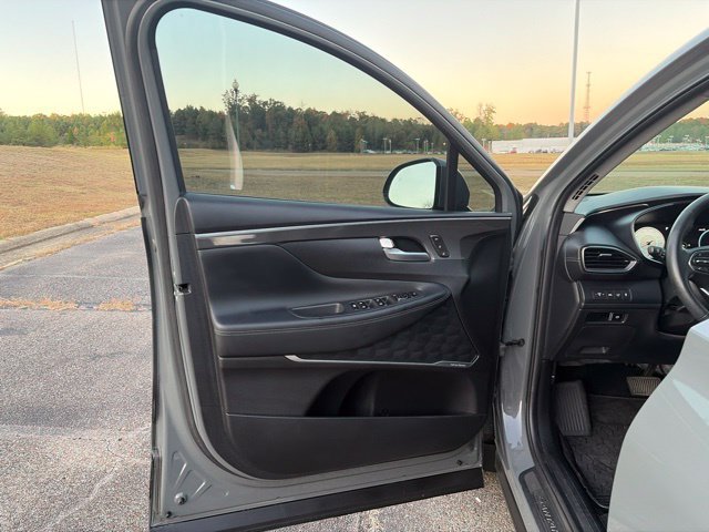 Used 2021 Hyundai Santa Fe Limited AWD/4WD image 17