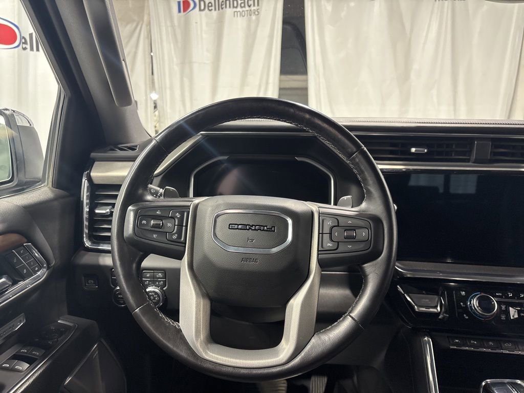 Used 2022 GMC Sierra 1500 Denali AWD/4WD image 12