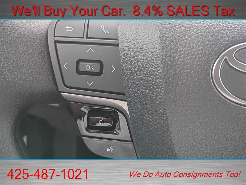 Used 2026 Toyota Camry LE FWD image 19