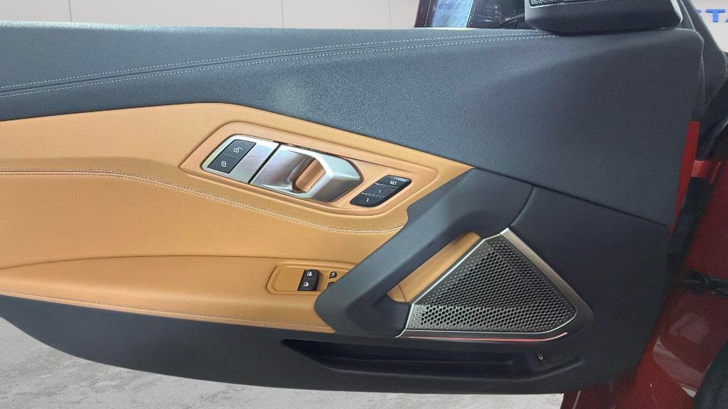 Used 2021 BMW Z4 M40i w/ Executive Package RWD image 26