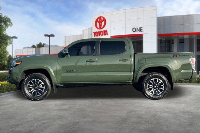 Certified 2022 Toyota Tacoma TRD Sport w/ Technology Package RWD image 9