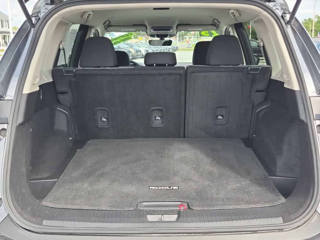 Used 2023 Nissan Rogue SV AWD/4WD image 19