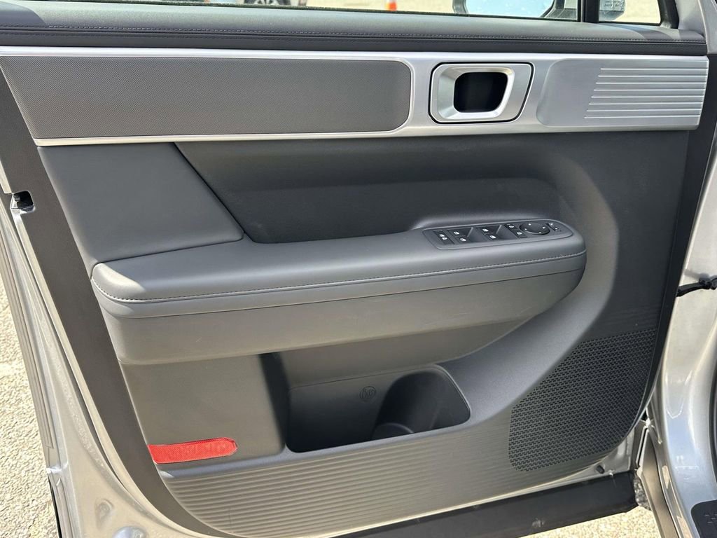 Used 2024 Hyundai Santa Fe SEL image 15