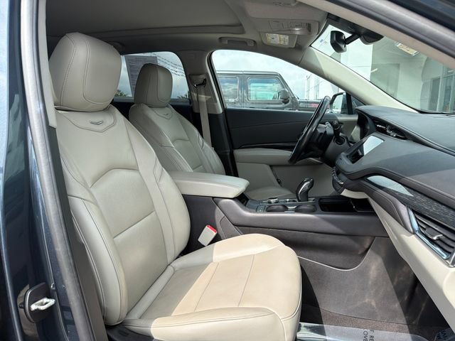 Used 2019 Cadillac XT4 Premium Luxury AWD/4WD image 30