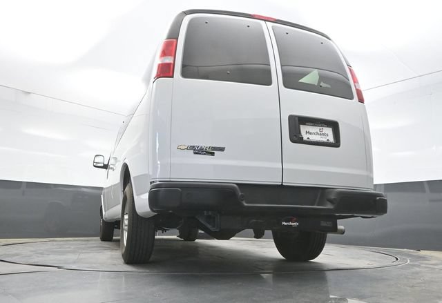 Used 2024 Chevrolet Express 3500 LS RWD image 36