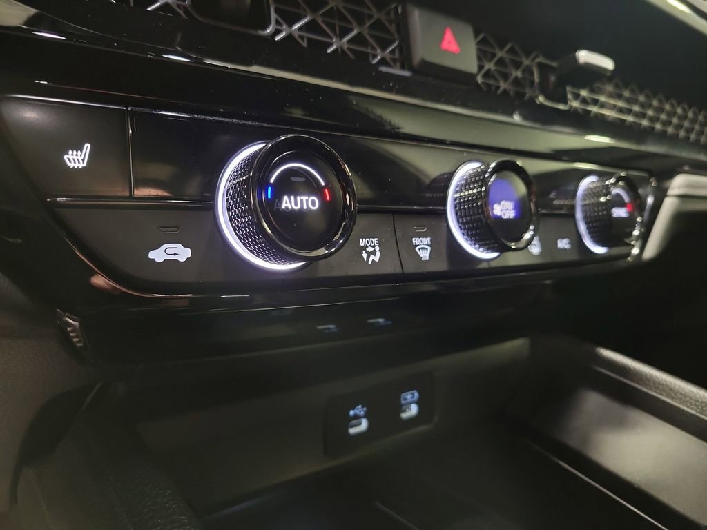 Used 2025 Honda Accord Sport image 16