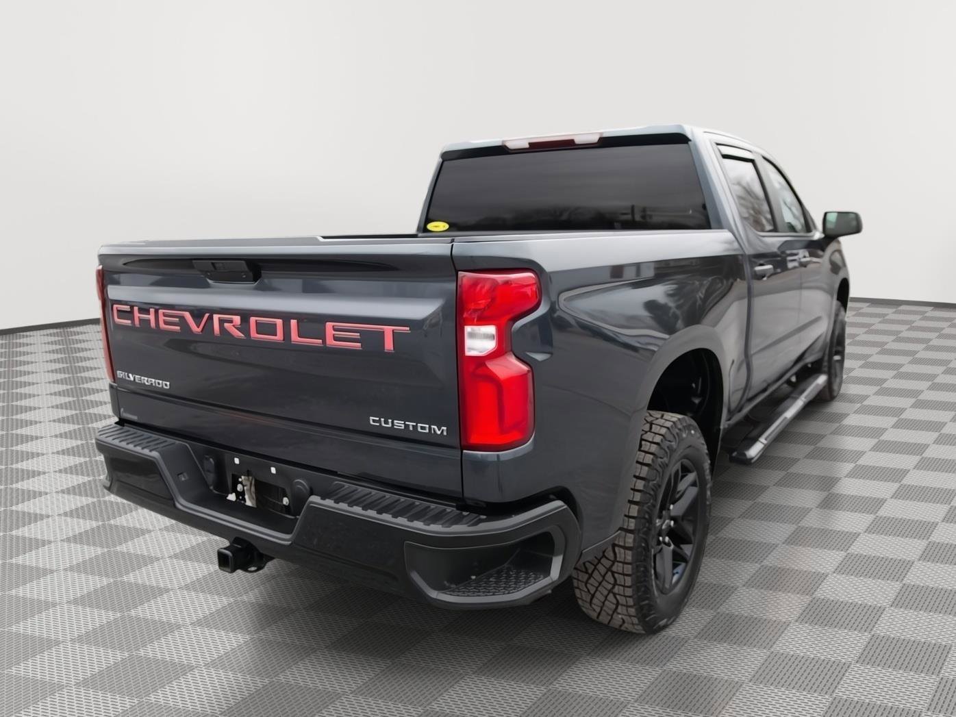 Used 2022 Chevrolet Silverado 1500 Custom Trail Boss image 18
