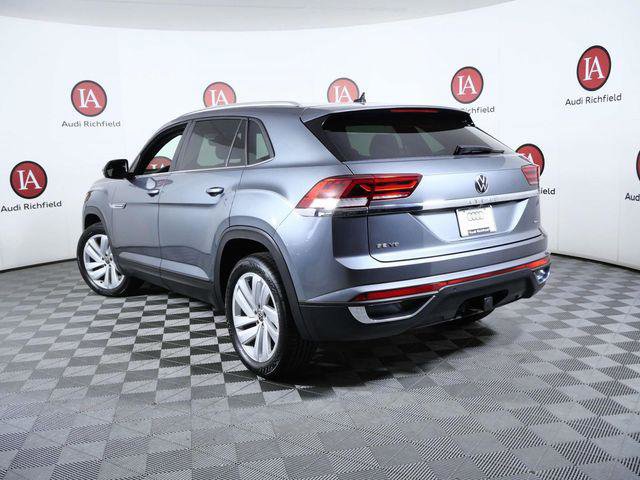 Used 2023 Volkswagen Atlas Cross Sport SE w/ Panoramic Sunroof Package image 6