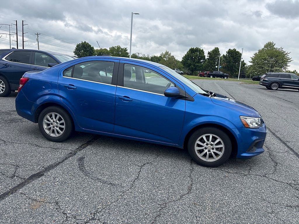Used 2019 Chevrolet Sonic LT FWD image 8