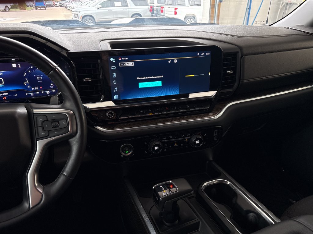 Used 2022 Chevrolet Silverado 1500 LT Trail Boss AWD/4WD image 25