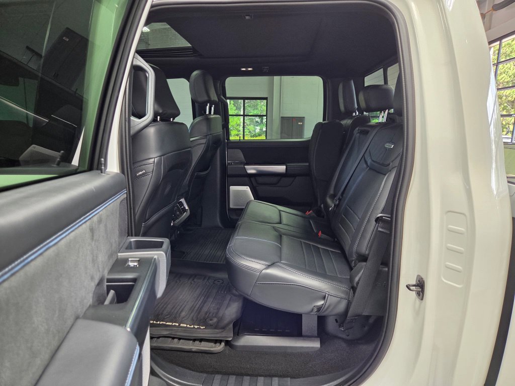 Used 2025 Ford F250 4x4 Crew Cab Super Duty image 22