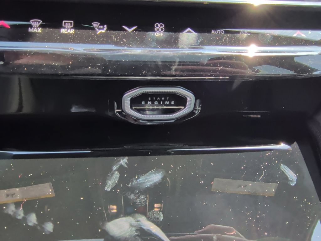 New 2026 Jeep Grand Cherokee Limited AWD/4WD image 25