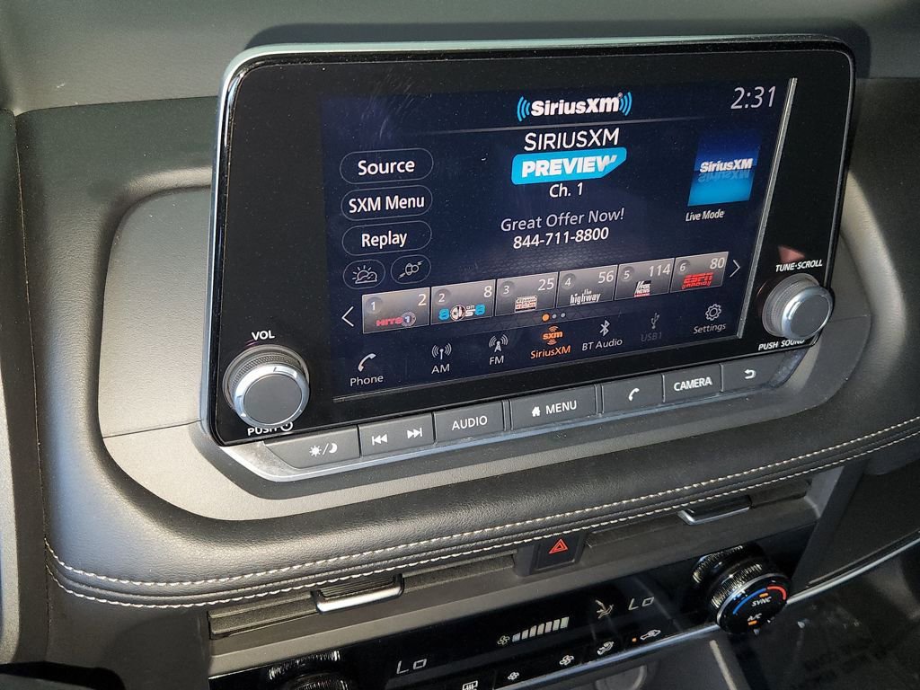 Used 2025 Nissan Rogue SV AWD/4WD image 32